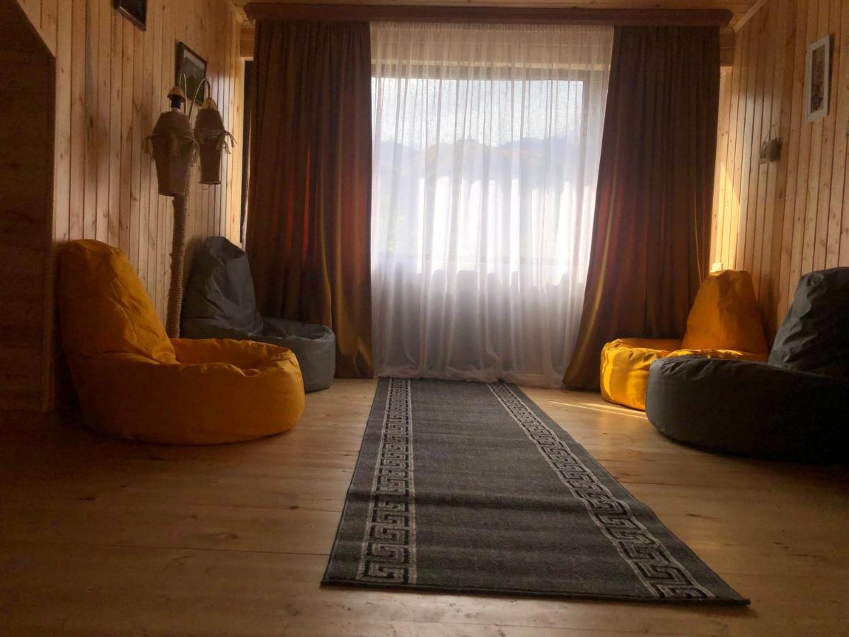 Hotel Nestt Stepantsminda Exterior photo